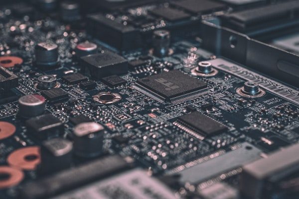 Electronics & Tech