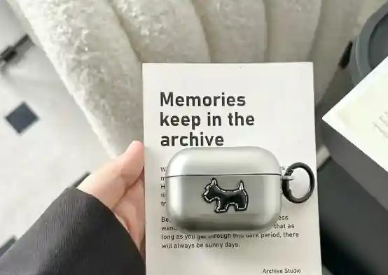 Silver Black Puppy Black Ring-Airpods 3