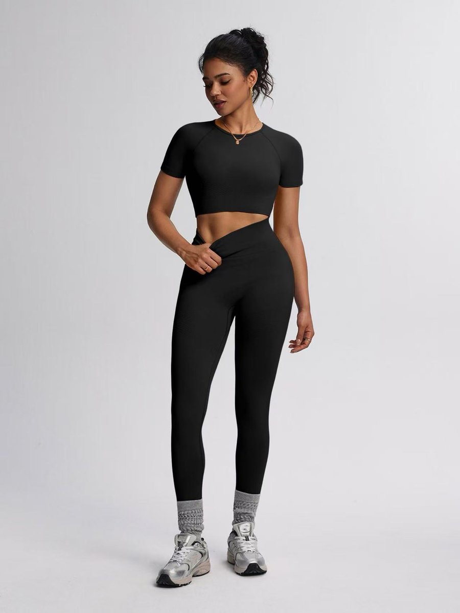 Women's 2 Piece Seamless Yoga Outfit, Short Sleeve Crop Top & High Waist Ribbed Leggings Set, Butt Lifting Stretchy Workout Gym Tracksuit For Runnin…