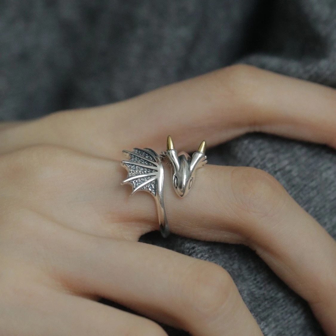 1pcs Two-Tone Vintage Dragon Wing Adjustable Open Ring, Dark Punk Gothic Style, For Daily Street Cosplay Wear & Men Women Unique Holiday Gifts