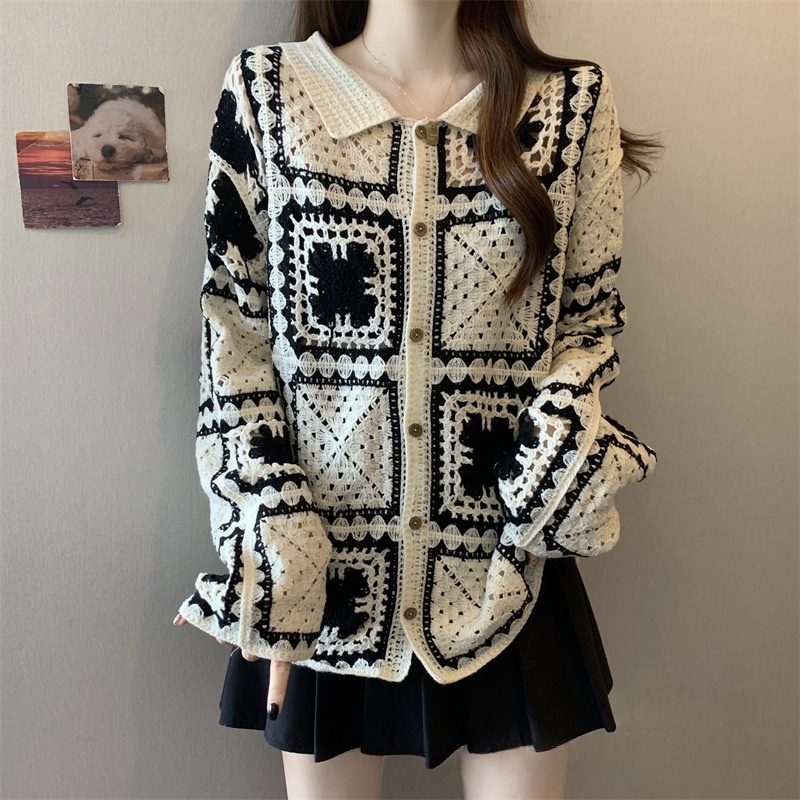 French-style Elegant Crocheted Floral Plaid Cardigan With A Lapel
