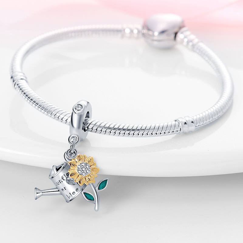 Sunflower-shaped Copper Bead Pendant Bracelet Accessory