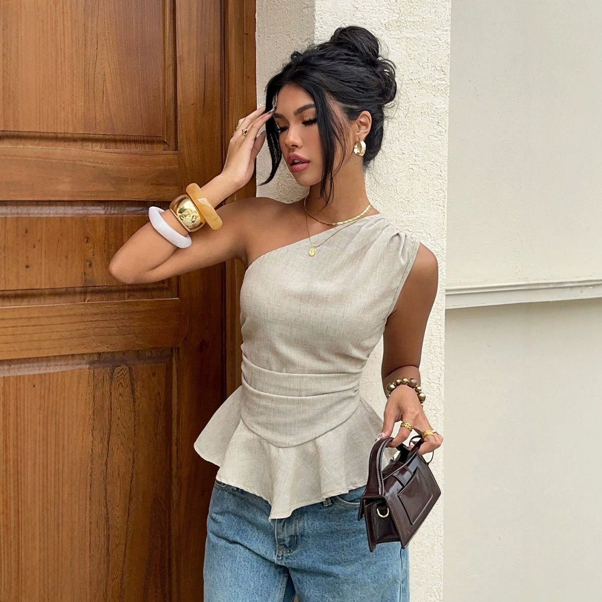 One-Shoulder Pleated Waistline Ruffled Hem Slimming Sleeveless Tank Top