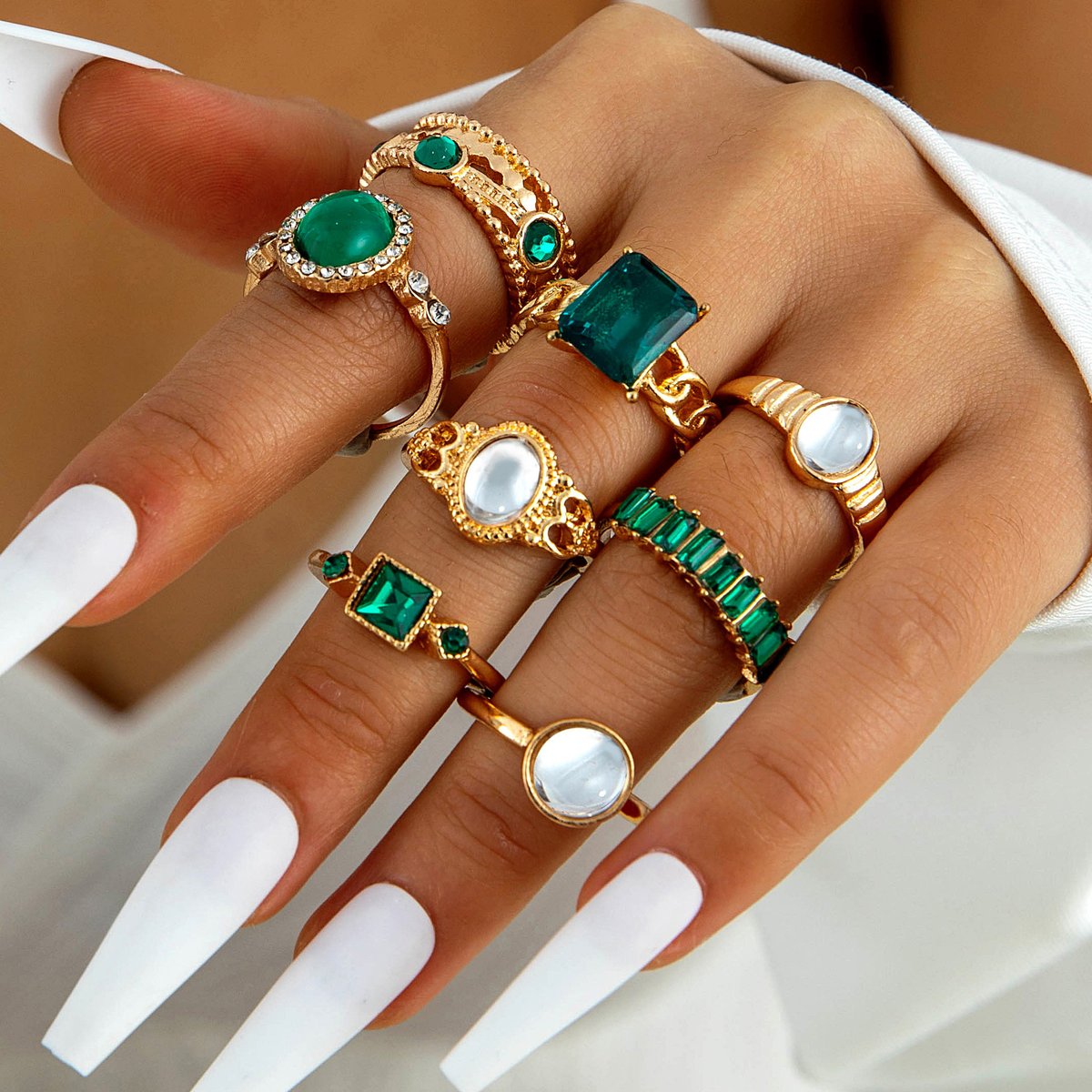 Vintage Emerald And Diamond Snake-Shaped Gemstone Ring Set