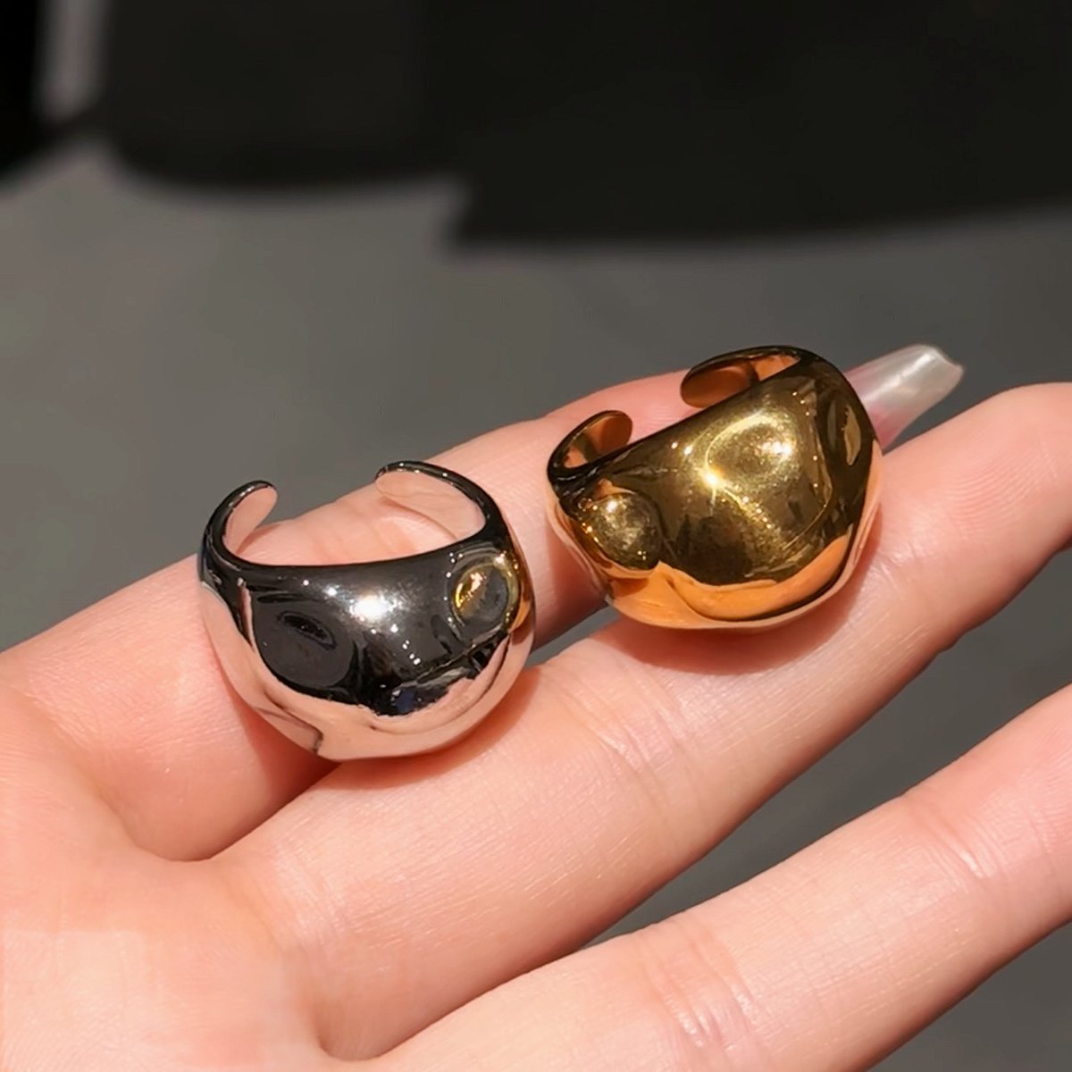 Fashionable Irregular Glossy Hammered Ring