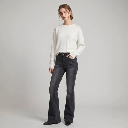 High-waisted, Slim-fit, Slightly Flared Womens Jeans