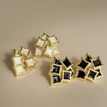 French Retro Square Earrings, Metal Enamel 3D Art Design, Light Luxury Niche Studs