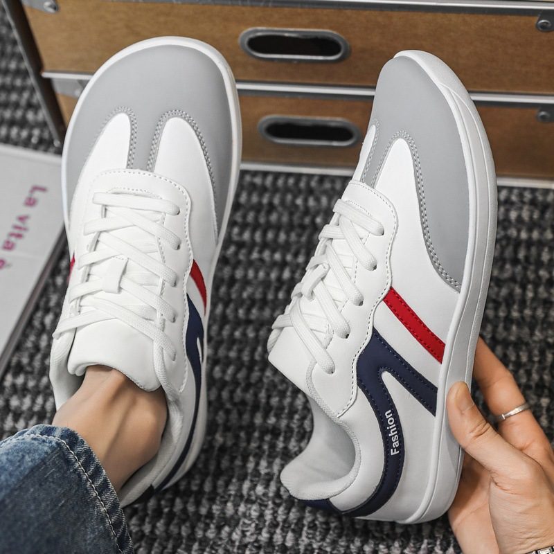 Mens Large And Extra-Large Vintage Sneakers