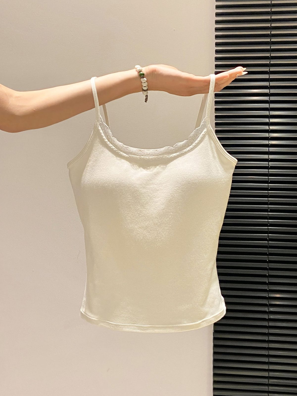 Slim Lace Built-in Bralette Strapless Top for Women