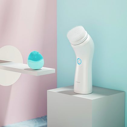 New Electric Face Wash Brush Silicone Face Pore Cleaning Artifact Portable Ultrasonic Cleansing Brush Face Wash Instrument